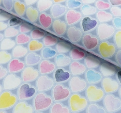Teplákovina potisk barevná srdíčka v řadách na šedé