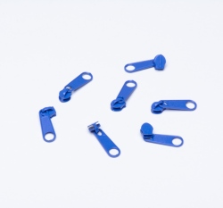 Jezdec k metrážovému zipu 3 mm královsky modrá