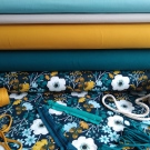 Podzimní kvítí na petrolejové