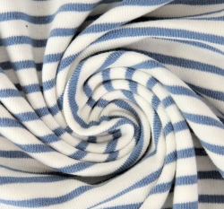 Úplet modré jeans proužky s bílými