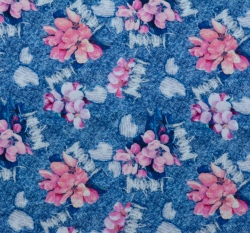 Úplet potisk růžové květy na potrhané džínovině
