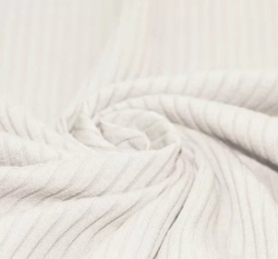 Žebrovaný jednobarevný úplet se širokými pruhy ecru