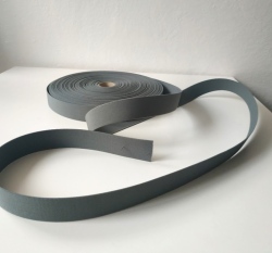 Pruženka barevná šedá 25 mm