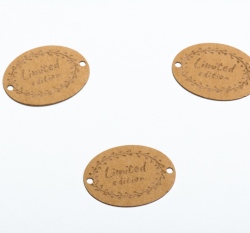 Štítek na oblečení 