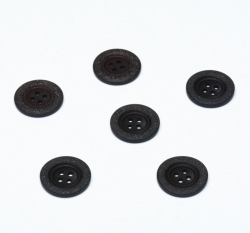 Knoflík kulatý, matný, černý se zdobeným okrajem