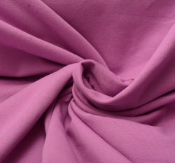 Jednobarevný úplet šeříkový 220g, šíře 180 cm