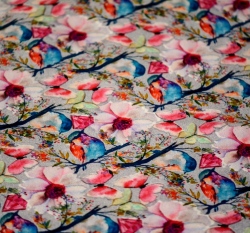 Teplákovina potisk pestré květy, motýli a ptáčci na šedé