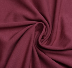 Jednobarevný úplet bordó