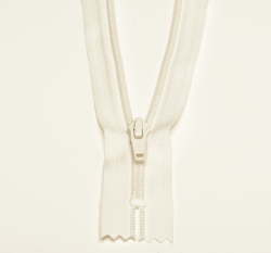 Zip spirálový nedělitelný ecru 12 cm