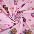 Úplet potisk přátelé z Tlapkové patroly mezi srdíčky a hvězdičkami na růžové