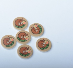 Knoflík kulatý, dětský šnek na světle hnědé