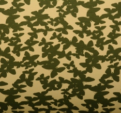 Úplet potisk khaki zelení motýli na zaprášené žluté 160 g