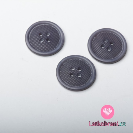 Knoflík kulatý, čtyřdírkový, tmavě šedý uprostřed kostičkový vzor