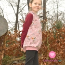 Úplet potisk ptáček na zamrzlém šípkovém keři na starorůžové