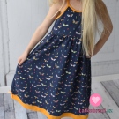 Úplet potisk vintage motýlci a broučci na tmavě modré 