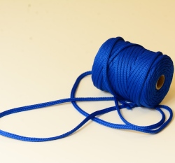 Šňůra kulatá oděvní PES 7 mm královsky modrá