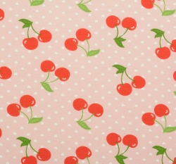 Úplet potisk třešinky mezi drobnými srdíčky na růžové