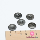 Knoflík kulatý, metalický čtyřdírkový