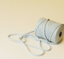 Šňůra kulatá oděvní PES 7 mm světlounce šedá