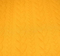 Pletenina copánky hořčicové