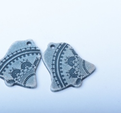 Knoflík modrý zdobený zvoneček