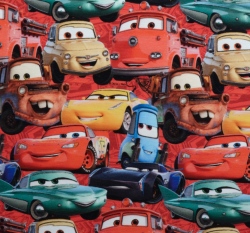 Úplet potisk Blesk McQueen a jeho parťáci na červené