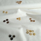 Přírodní knoflíčky na ecru