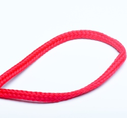 Šňůra kulatá oděvní PES 7 mm červená střední