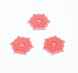 Knoflík tvar vločky červený, potisk mandala