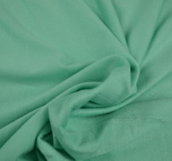 Viskózový jednobarevný úplet mintově zelený