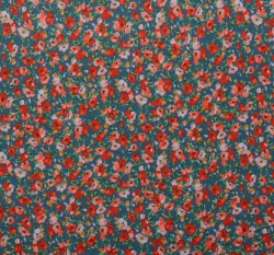 Viskózový úplet potisk drobné červené a růžové květy na modré jeans 