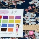 Silky / umělé hedvábí / pavučinka potisk magnolie na námořnické modré 