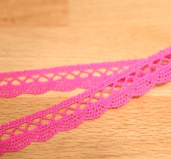 Krajka paličkovaná růžová pink