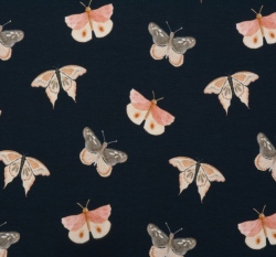 Úplet motýli na námořnické modré, BIO 