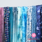 Funkční úplet "mléčné hedvábí" modro - bílá batika