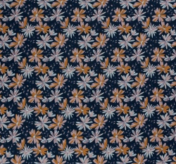 Warmkeeper květy na námořnické modré 