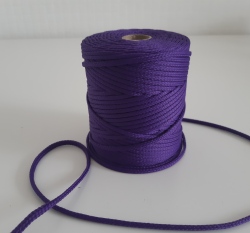 Šňůra oděvní kulatá  PES 4 mm sytě fialová
