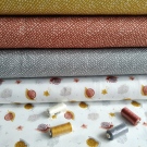 Šneček závodí mezi kapičkami