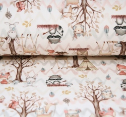 Teplákovina lesní přátelé u týpí na smetanové