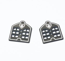 Knoflík ve tvaru domečku se srdíčkem šedý