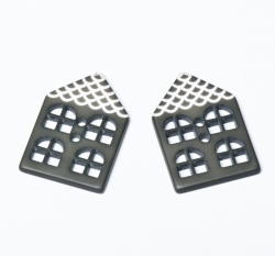 Knoflík ve tvaru domečku šedý světlejší