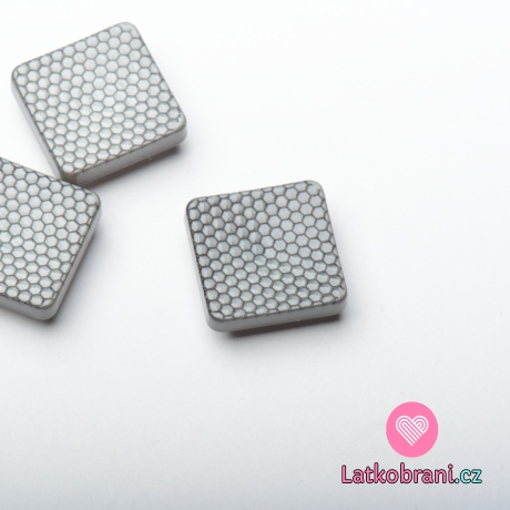 Knoflík čtvercový, lesklý, "včelí plástev" šedý