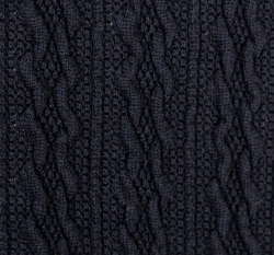 Svetrovina copánky černá