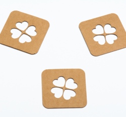 Štítek na oblečení čtyřlístek