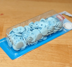 Patentky plastové Color snaps modré baby