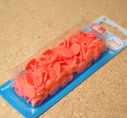 Patentky plastové Color snaps lososové