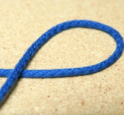 Šňůra kulatá oděvní bavlna 4 mm královsky modrá