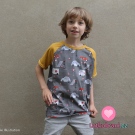 Úplet auta na tmavě šedé žíhané 