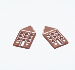 Knoflík ve tvaru domečku s dvěma srdíčky pudrový tmavší