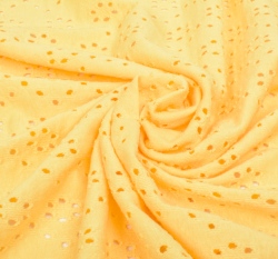 Úplet s dírkovanou výšivkou (madeira) jednobarevný žlutý